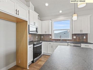 657 NE Saling Dr W unit 95, Estacada, OR 97023 - photo 3