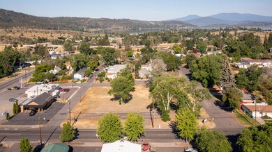 2007 Modoc St, Klamath Falls, OR 97601 - photo 3
