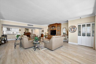 Lake Point Tower unit 2156, North Palm Beach, FL 33408 - photo 6