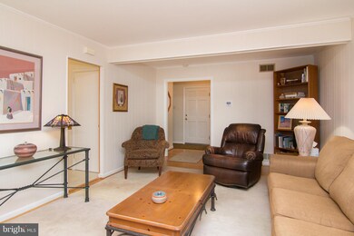 5606 Woodhaven Ct, Sykesville, MD 21784 - photo 4