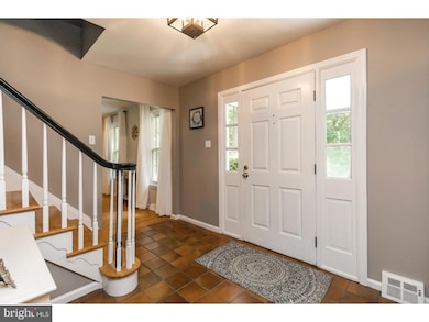 501 Bishop Hollow Rd, Newtown Square, PA 19073 - photo 2