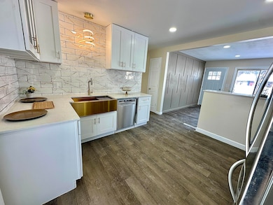 8133 W Glen Ave, Milwaukee, WI 53218 - photo 5