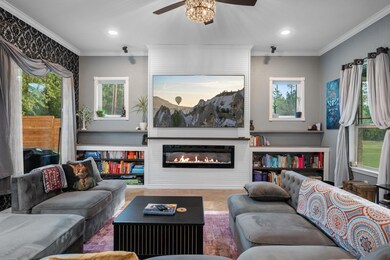 402 Pine Tree Loop, Bastrop, TX 78602 - photo 5