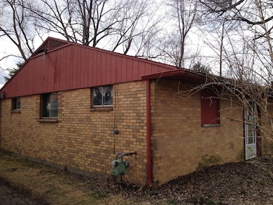 1623 Vilardo Ln, Columbus, OH 43227 - photo 3