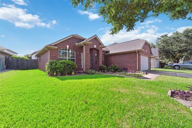 16327 Dryberry Ct, Houston, TX 77083 - photo 2