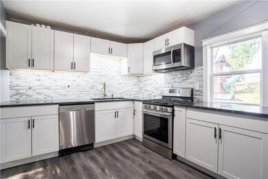 3017 E Douglas Ave, Des Moines, IA 50317 - photo 4