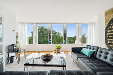 The Blair House, Cedar Rapids, IA 52402 - photo 2