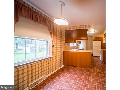 148 Weston Dr, Cherry Hill, NJ 08003 - photo 7