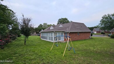 9004 Lakeside Cove, Olive Branch, MS 38654 - photo 2