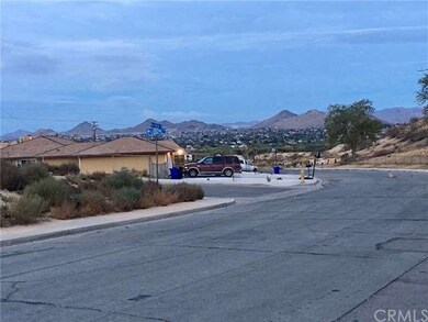 17043 Lorene Dr, Victorville, CA 92395 - photo 3