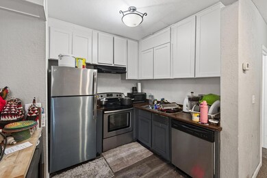 37 King St E, Saint Paul, MN 55107 - photo 3