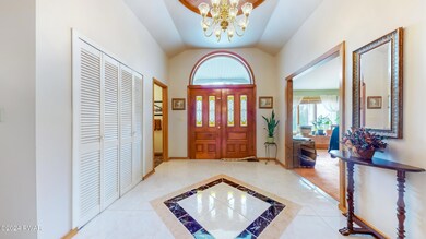 100 Stonegate Ct, Dingmans Ferry, PA 18328 - photo 2