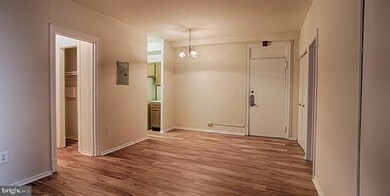 3900 Chestnut St unit 2B-409, Philadelphia, PA 19104 - photo 5