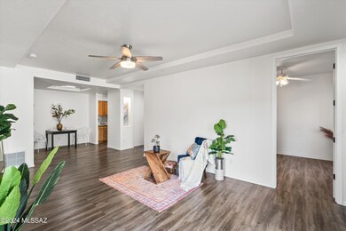 07-Living Room