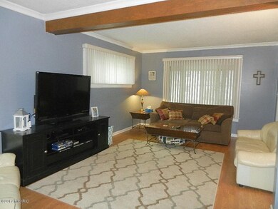 Living Rm 1