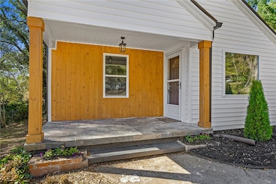 313 Trotter Rd, Pickens, SC 29671 - photo 6