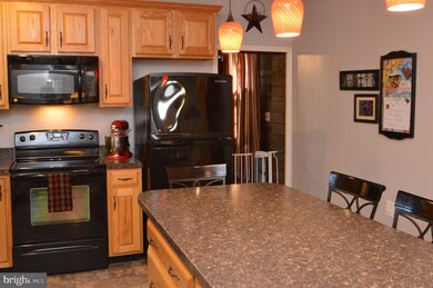 314 E Main St, Mount Joy, PA 17552 - photo 6