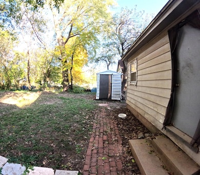 1611 W Atlantic St, Springfield, MO 65803 - photo 6