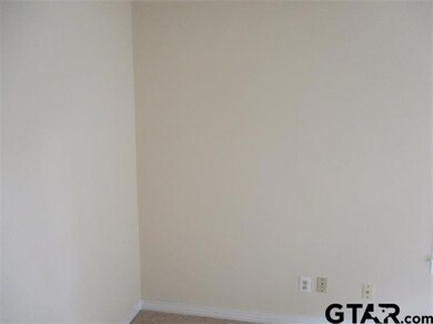 620 620 Layton, Kilgore, TX 75662 - photo 7