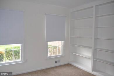 2109 Falling Creek Rd, Silver Spring, MD 20904 - photo 4