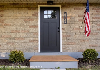 2905 S Catherine St, Lansing, MI 48911 - photo 3