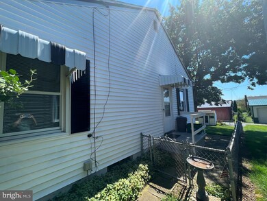 220 Wecaf Rd, New Holland, PA 17557 - photo 3
