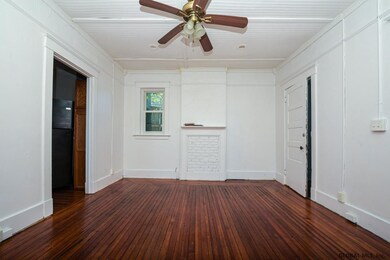 7 Wilbur St unit 2, Albany, NY 12202 - photo 2