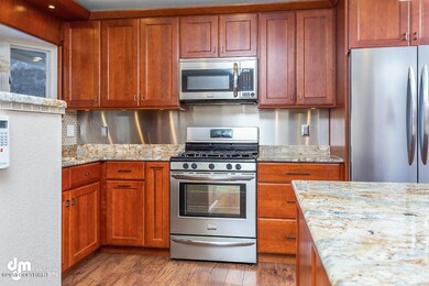 Kitchen 9823-SMALL