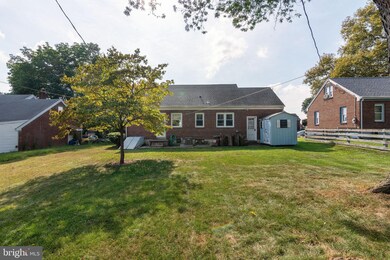 4211 4th Ave, Temple, PA 19560 - photo 3