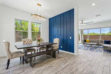 10-web-or-mls-22306-n-34th-pl