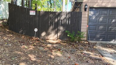 2101 Bankston Cir, Snellville, GA 30078 - photo 2