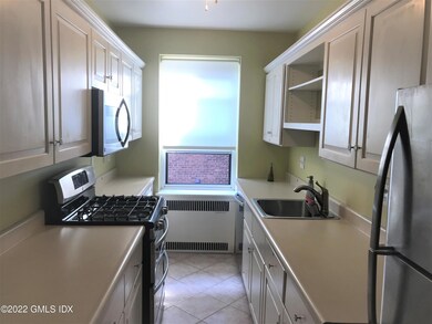 25 W Elm St unit 50, Greenwich, CT 06830 - photo 7