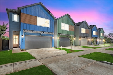 1312 Neiman Ln, Houston, TX 77091 - photo 2