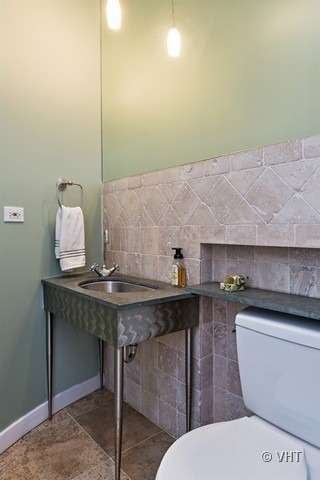 921 N Honore St unit A, Chicago, IL 60622 - photo 7