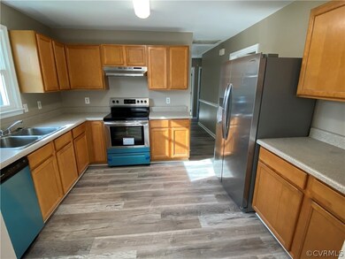 7336 Hilmar Dr, North Chesterfield, VA 23234 - photo 4