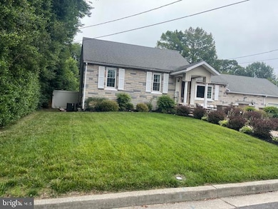 51 Washington Ave, Penns Grove, NJ 08069 - photo 2