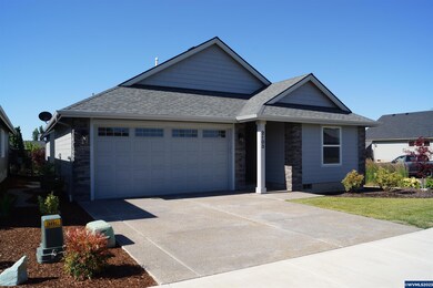 2103 SE Academy St, Dallas, OR 97338 - photo 5