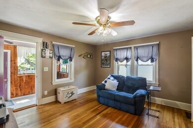156 Roosevelt Rd, Weymouth, MA 02188 - photo 5