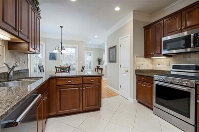 60 Charles Ct, Southborough, MA 01772 - photo 3