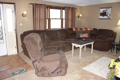 3263 Crimson Rd, Mansfield, OH 44903 - photo 3