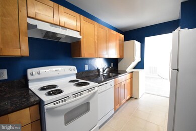 Columbia Towers Condominium unit 306, Silver Spring, MD 20904 - photo 5