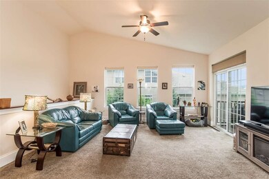 5209 Teaberry Ln unit 2, Fitchburg, WI 53711 - photo 7