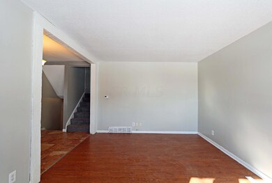 4850 Warminster Dr, Columbus, OH 43232 - photo 4