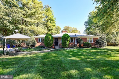 13205 Bregman Rd, Silver Spring, MD 20904 - photo 2