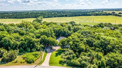 12011 Trailwood Dr, Whitney, TX 76692 - photo 2