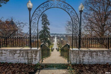 624 Western Ave, Davenport, IA 52803 - photo 4