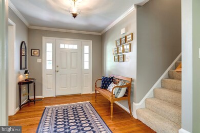 5922 Burnside Landing Dr, Burke, VA 22015 - photo 7