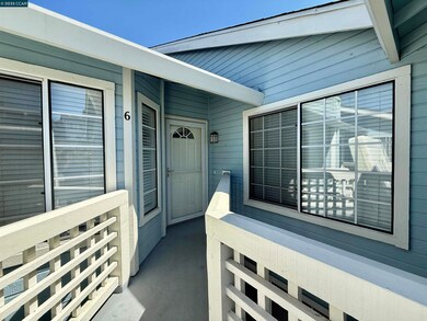 611 Sea Ranch Ct unit 6, Vallejo, CA 94591 - photo 2