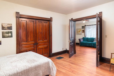 130 W Maple St Viroqua--13