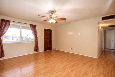 0005-Hayward (6)